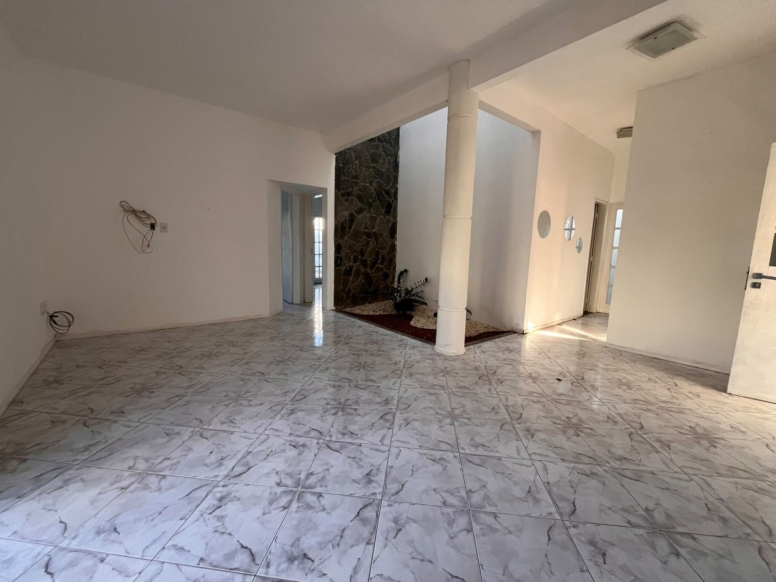 CASA A VENDA NO JARDIM BRASIL