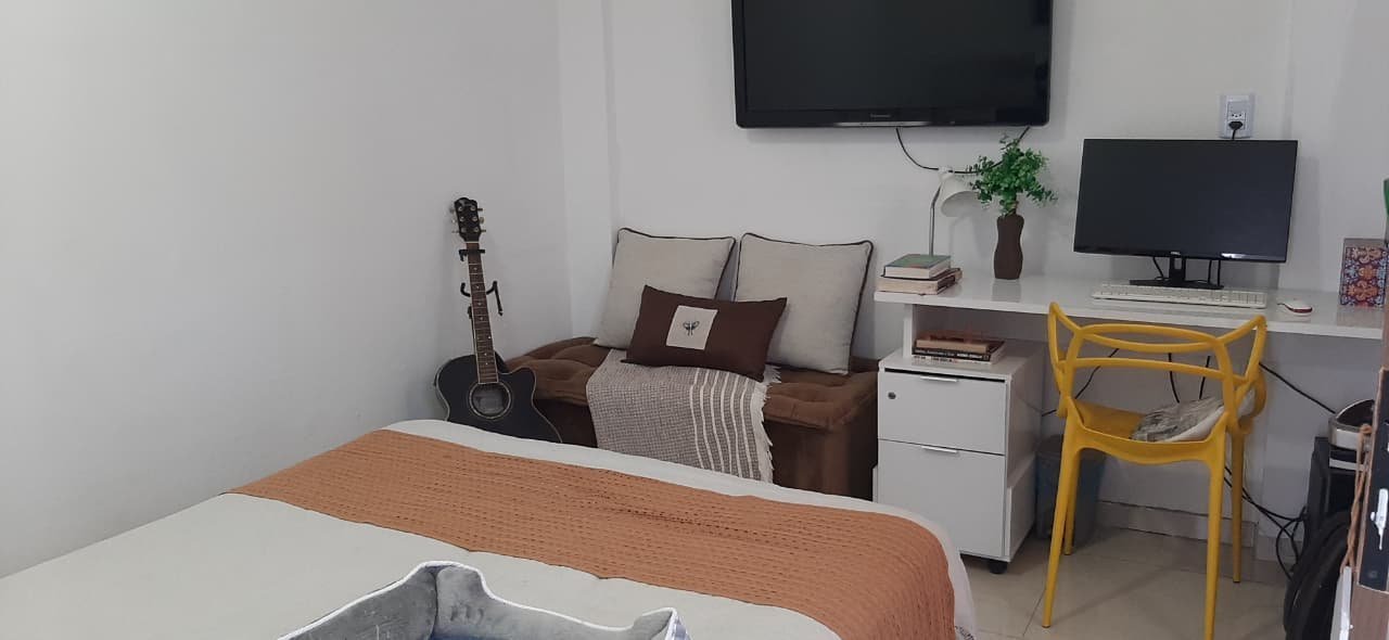 CASA TÉRREA COM ÁREA VERDE AMPLA